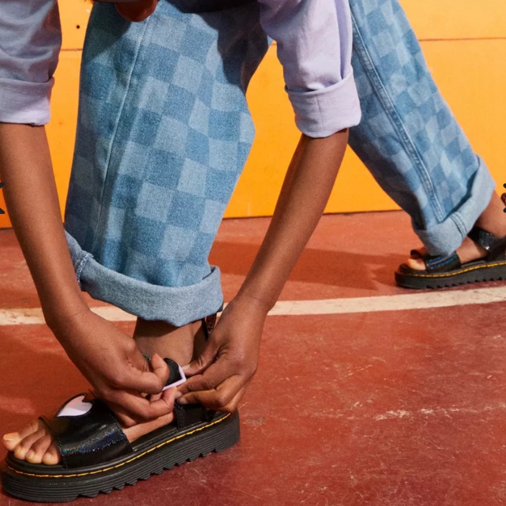 Girls Dr. Marten’s Heart Sandals